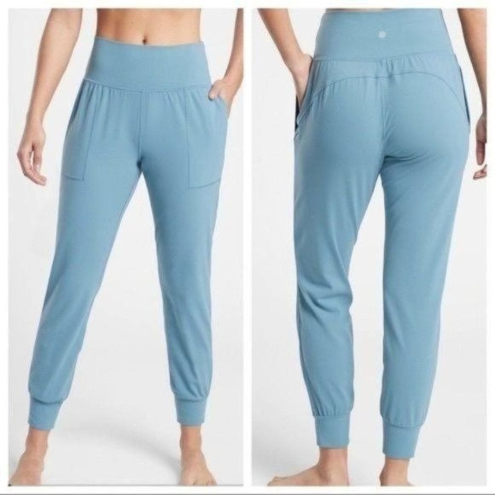 Athleta Salutation Jogger - Small Tall